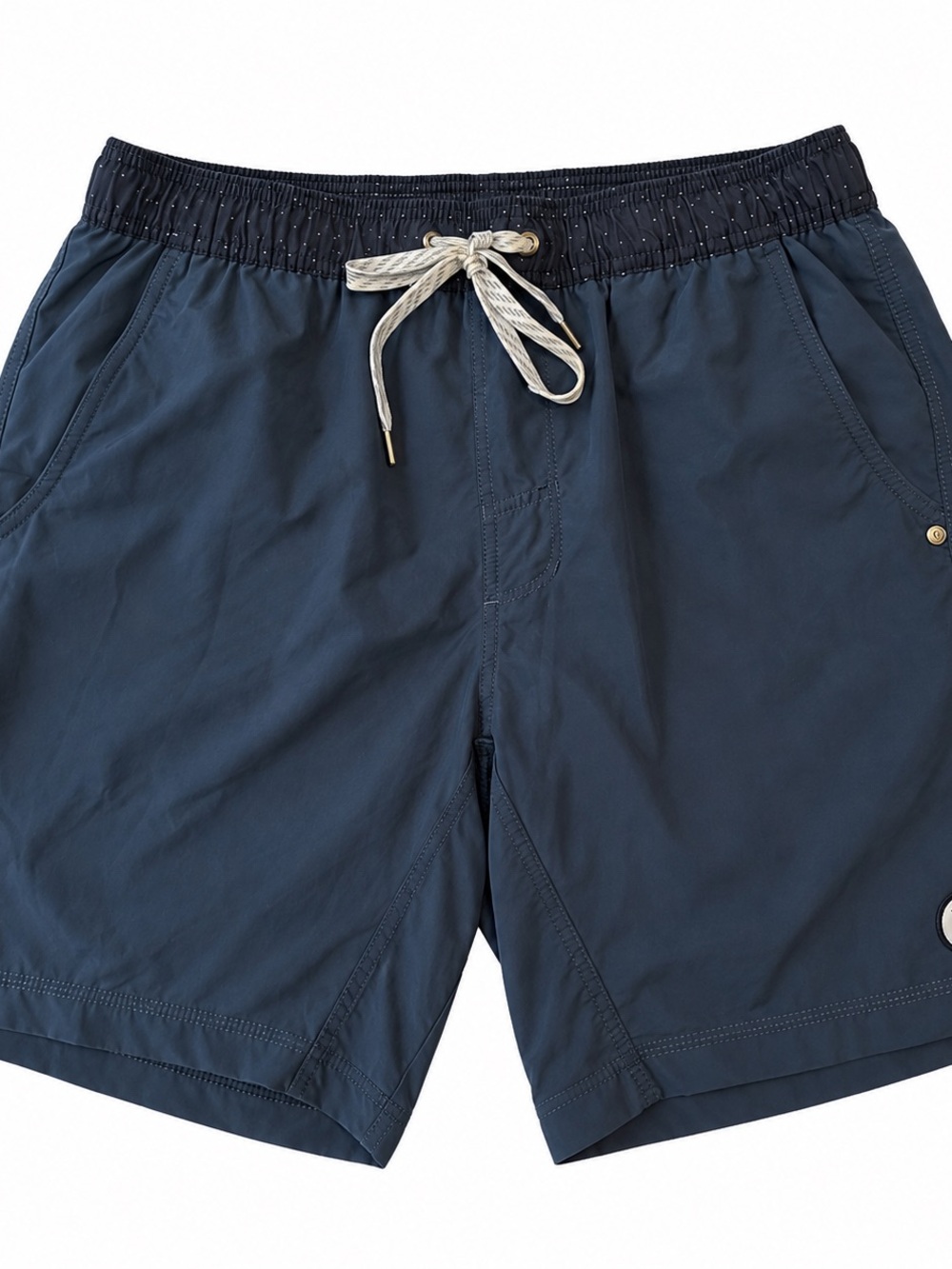 Vuori Kore Short with Liner in Navy Size MEDIUM with Contrast Drawstring